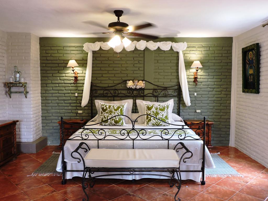 Hotel Colibri & San Miguel de Allende